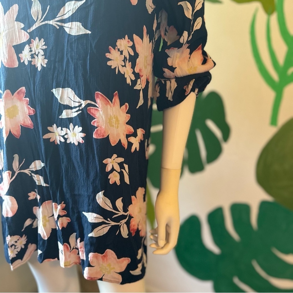 Billabong Navy Floral Swing Tunic with Pink and Cream Flowers - Picture 3 of 4